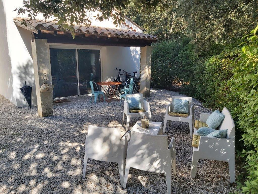 Gite Dans Les Pins Avec Piscine Βίλα Mazan Εξωτερικό φωτογραφία